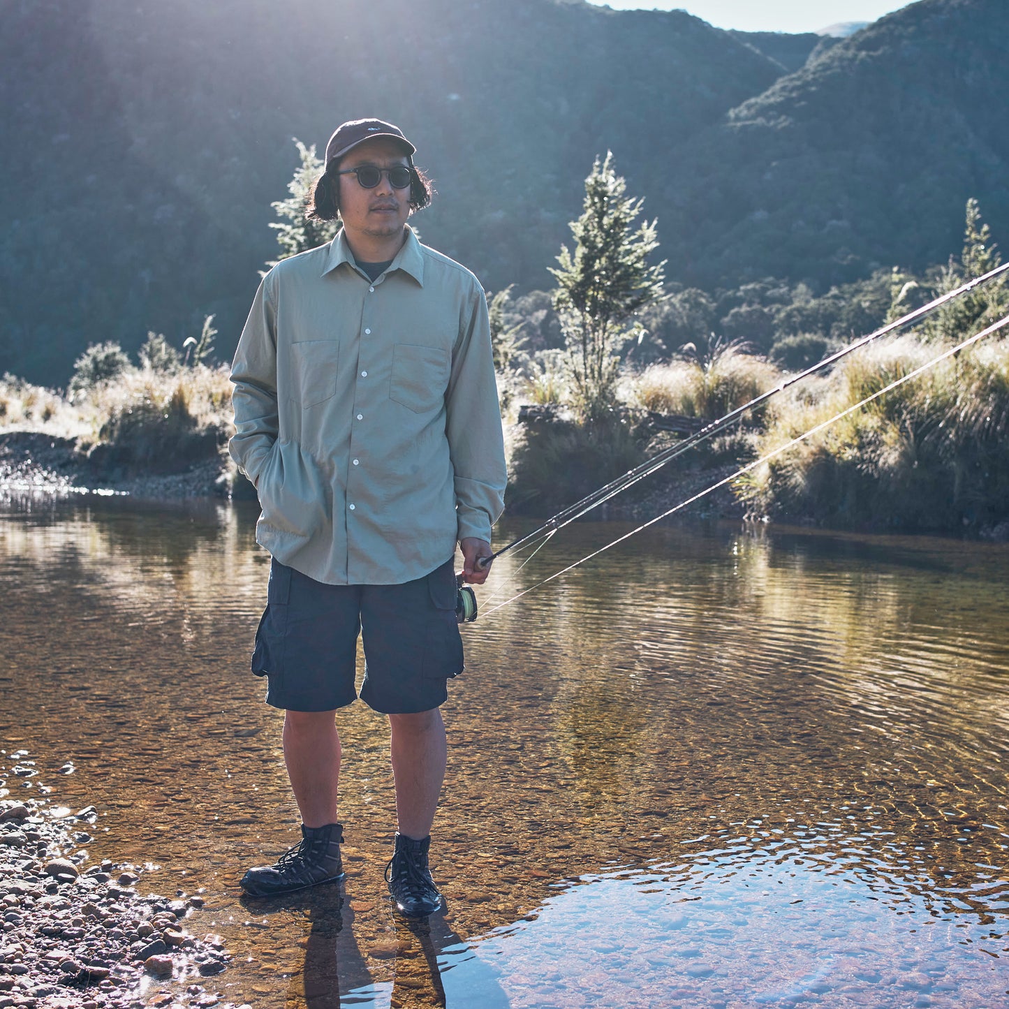 6Pocket cargo shorts